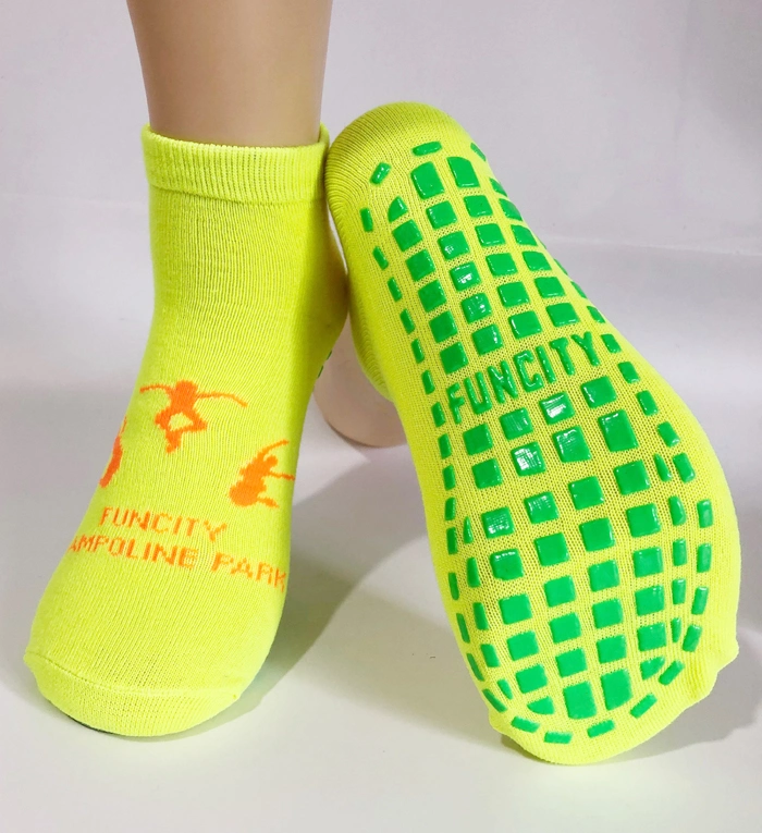 Trampoline Park Socks with Anti-Slip Printing on Foot